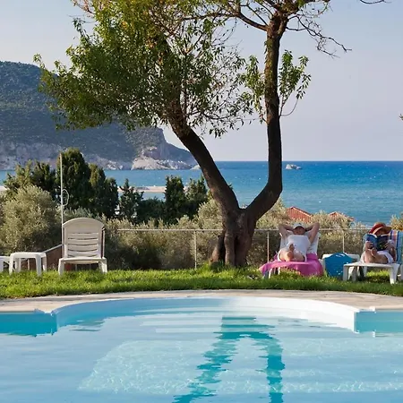Del Sol E * Skopelos Town